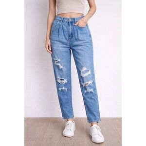 American‎ Eagle Hi-Rise Mom Jean Distressed Light Wash Jeans Women's 2 Regular